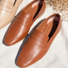 21 Sila Leather Loafers