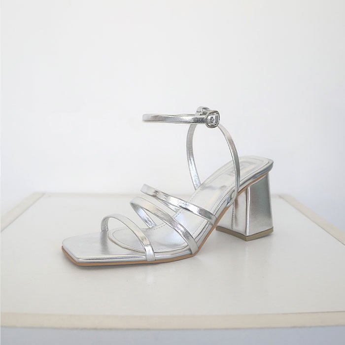 Eli Sandals