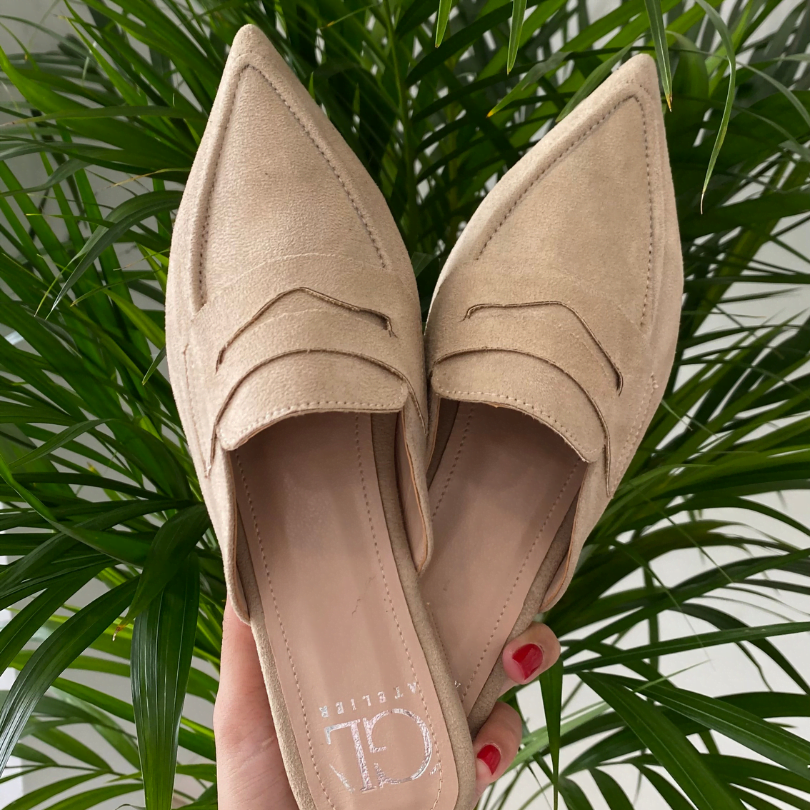 Lora Suede Pointy Flats