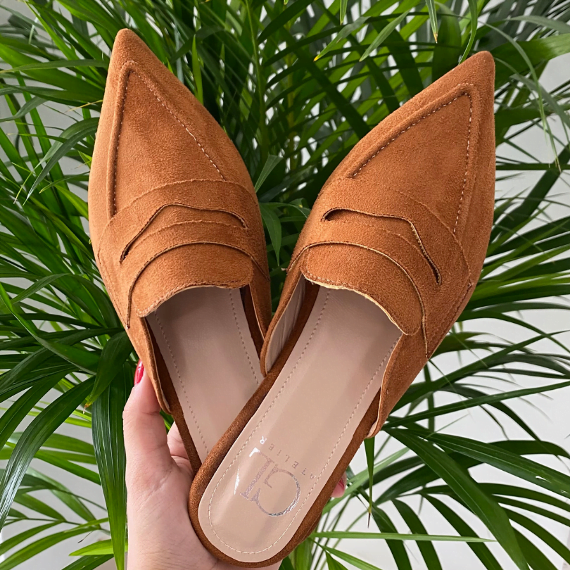 Lora Suede Pointy Flats