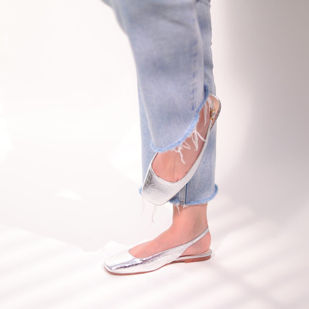 Lucanda Metallic Flats