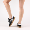 Nove Sneakers