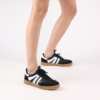 Nove Sneakers