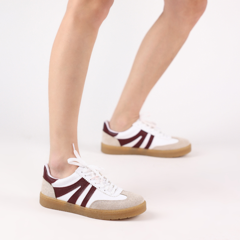 Nove Sneakers