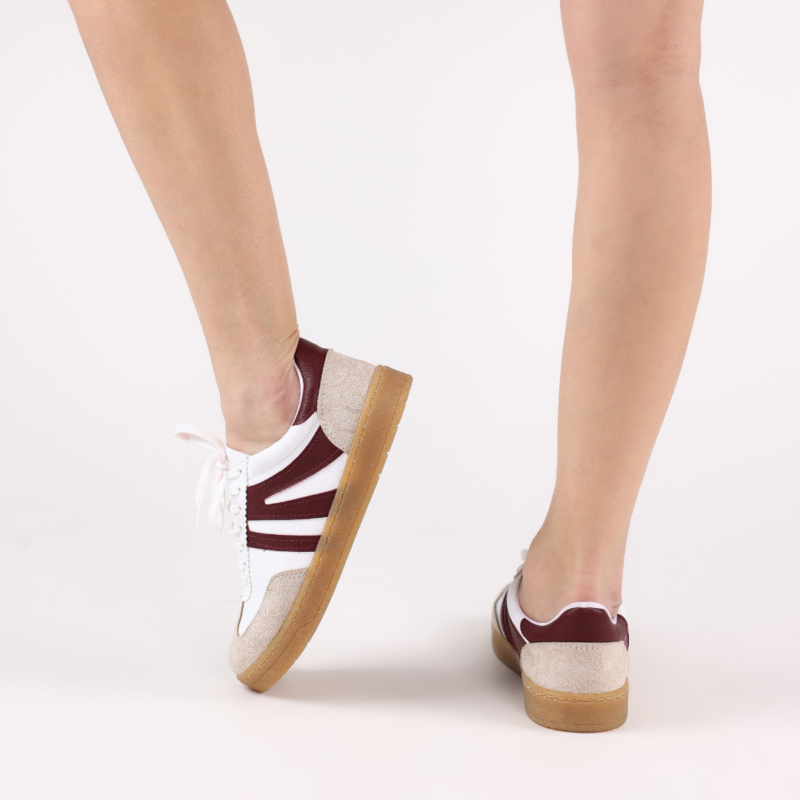 Nove Sneakers
