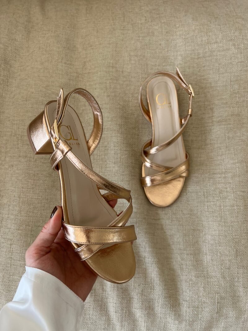 011 Sandals