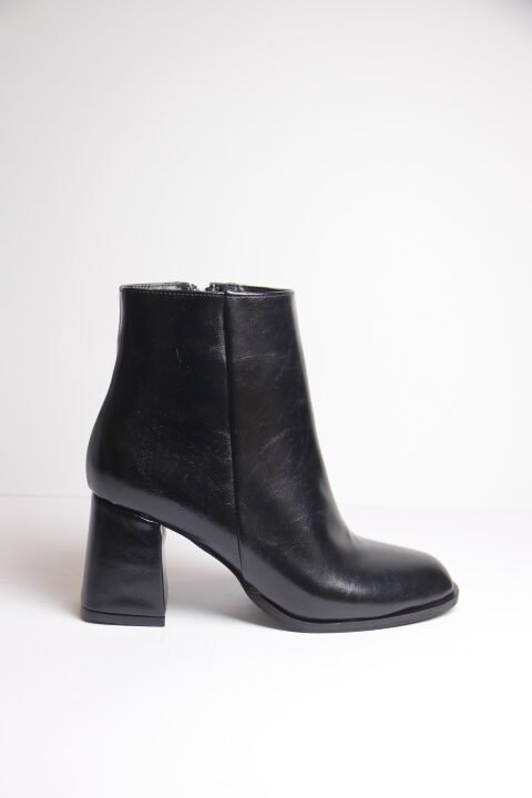 Tila Ankle Boots