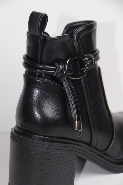 Fabia Ankle Boots